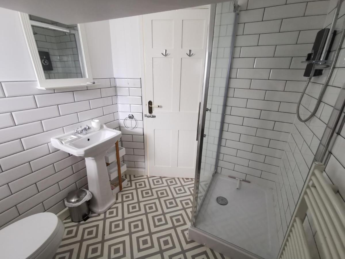 Eldon Row - Stylish Character Apartments - Central Location 1 & 2 Bed Available Dolgellau Exteriör bild